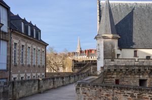 Visitez Nantes à pied en compagnie d’un local