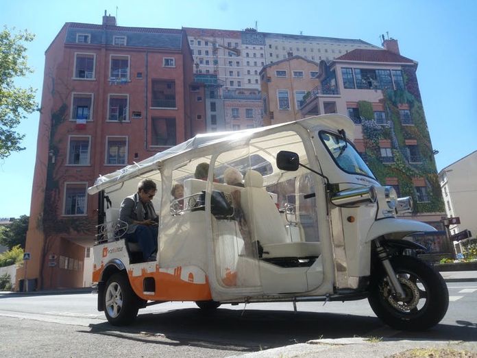 tour tuk tuk lyon 2 tour tuk tuk lyon