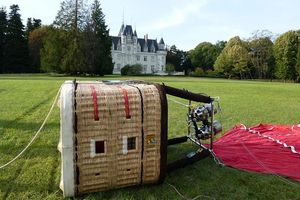 Survolez la région de Poitiers et le Haut Poitou en montgolfière