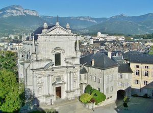 Visite de Chambéry en vélo électrique jusqu’au lac du Bourget