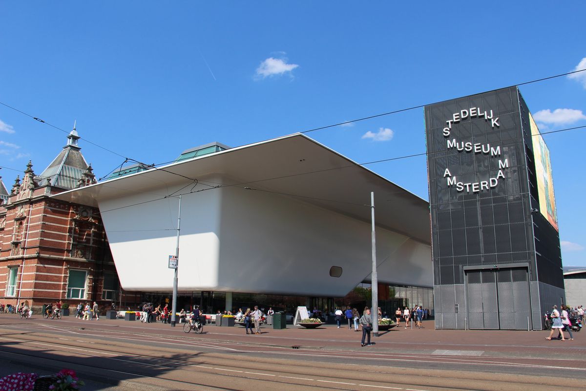 Stedelijk Museum Amsterdam extérieur