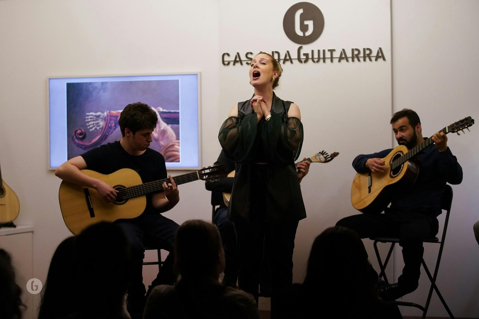 Spectacle de Fado dans un lieu typique de Porto