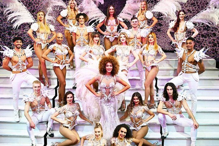 Dîner-spectacle au cabaret du Paradis Latin à Paris