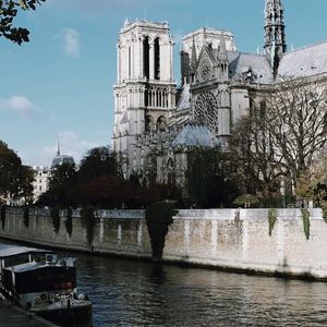 Visite du centre de Paris, de l’île de la Cité aux Champs-Élysées