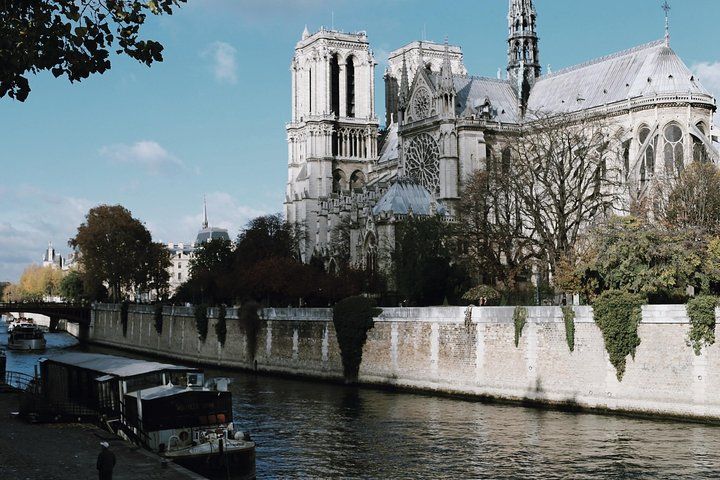 Visite du centre de Paris, de l’île de la Cité aux Champs-Élysées